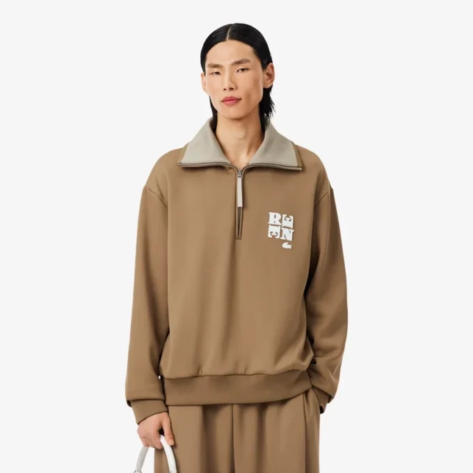Runway Yüksek Yakalı Fermuarlı Rozetli Sweatshirt