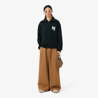Runway Yüksek Yakalı Fermuarlı Rozetli Sweatshirt